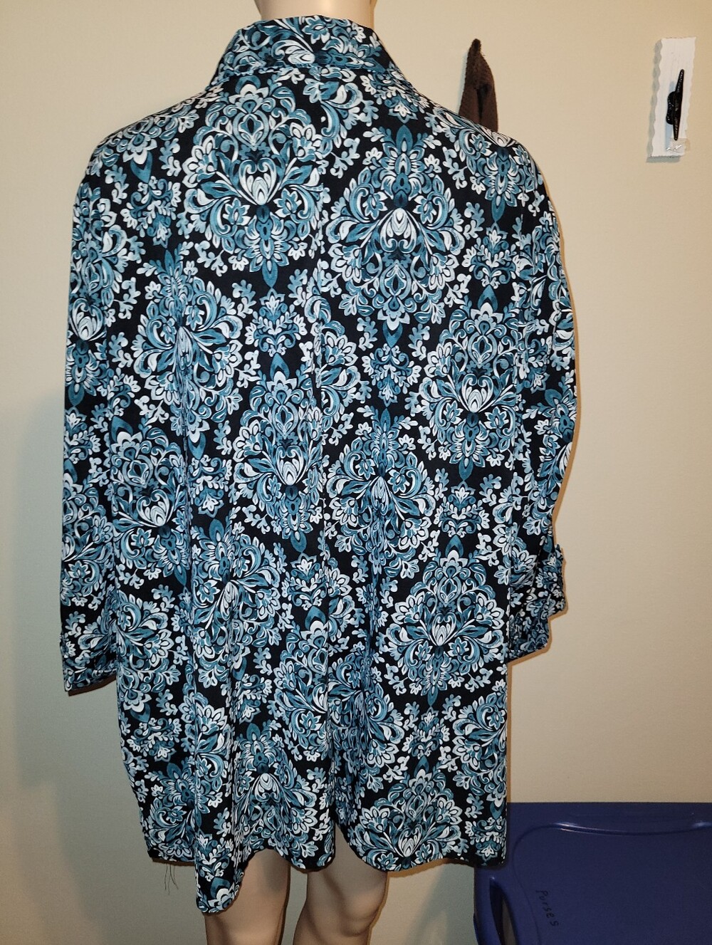 Catherines Brand Teal, Black & White Button Down Blouse Size 3X. - Picture 2 of 5